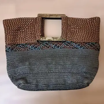 ear PAPILLONNER(이아 파피요네) 바스켓백