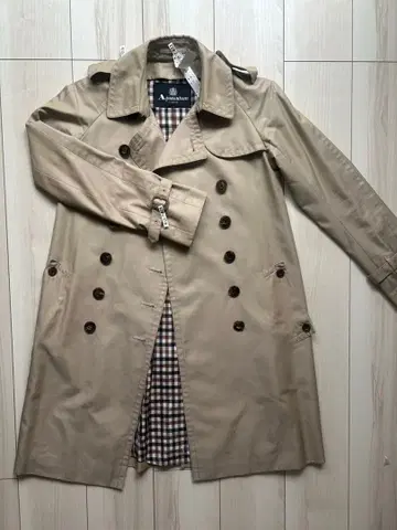 아쿠아 스큐텀 트렌치코트 (라이너 포함)