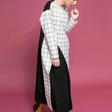 [ 오즈모시스 로프 ] 플리츠 체크 원피스