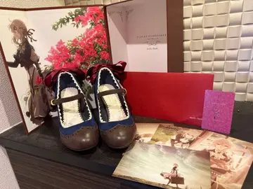 바이올렛 에버가든 마이라 클래식 영화 디자인 펌프스