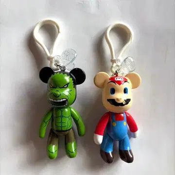 베어브릭 헐크 키링