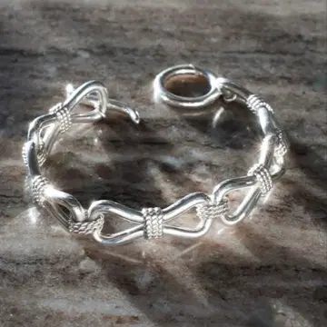 [ 새상품급 ] Santaku eight knot bracelet