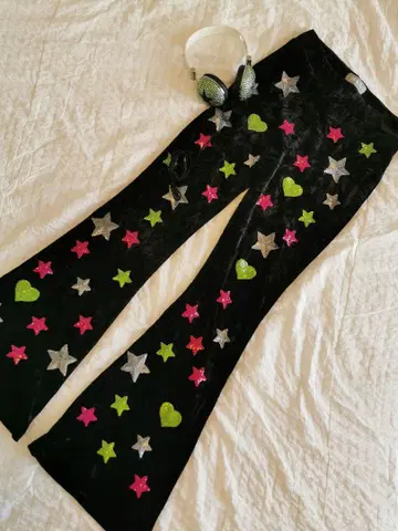 벨로아 플레어 팬츠와 반짝이는 헤드폰 2세트!