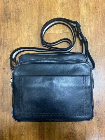 발리 BALLY 블랙 가죽 숄더백