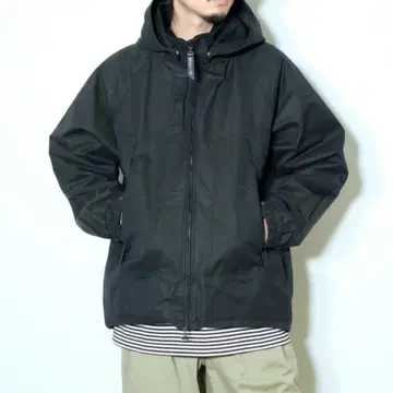 AUBERGE vanguard black 42