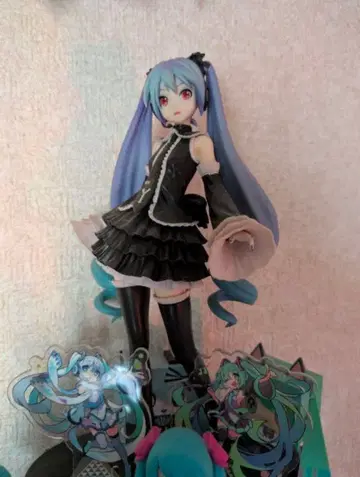 하츠네 미쿠 피규어 고스로리 레어 컨디션 최상