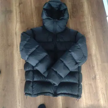 무인양품 L 사이즈 후드 부착 경량 다운 자켓