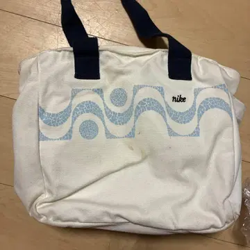 Nike 파도 무늬 토트백