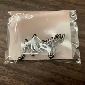 MAZZEL 나오야 카시브 브로치