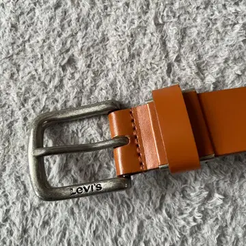 Levi's 오렌지 가죽 벨트