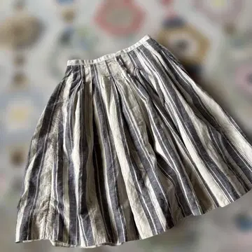 MARGARET HOWELL 린넨 블렌드 스트라이프 턱 스커트