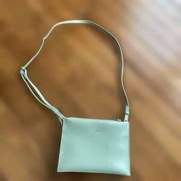 새상품 YAHKI 민트 그린 숄더백
