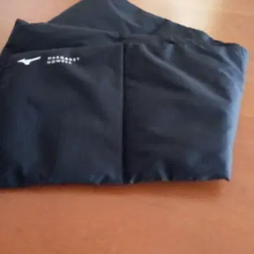 마가렛호웰 미즈노 다운 머플러