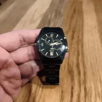 ORIENT 블랙 아날로그 손목시계