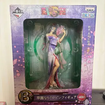 원피스 로빈 피규어