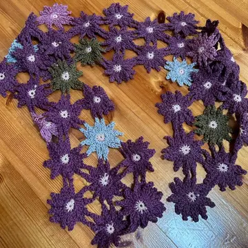 봄 꽃 모티브 머플러 시빌라 호코모모라