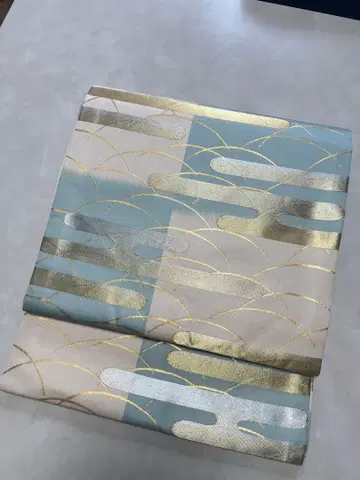 나고야 오비 파랑과 금의 물결 무늬