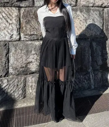 [ LVEU. ] 코르셋 튤 원피스 라메 블랙