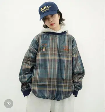 cmmon gull products. 나일론 풀오버