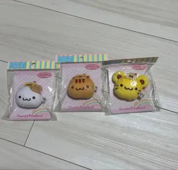 머핀 베이글 스콘 마스코트 배지 퓨로랜드 팀 푸딩