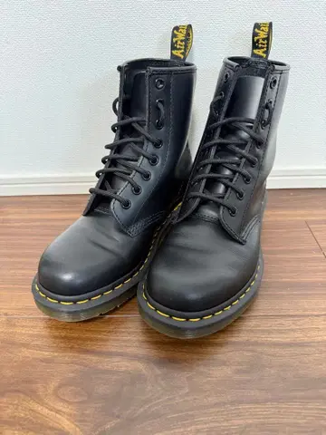 닥터마틴 8홀 UK5