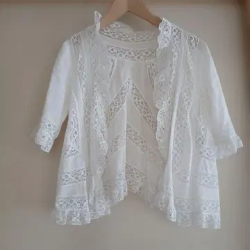 질스튜어트 레이스 볼레로 유즈드 새상품급 M 화이트