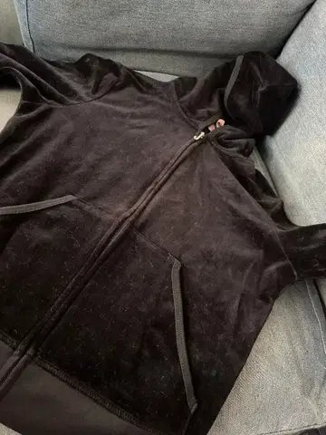 JUICY COUTURE 후드티