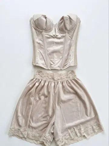 DRESS THE LIFE 베이지 코르셋 세트