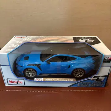 새상품 1/18 마이스토 1/18 2025 포드 머스탱 GTD 블루
