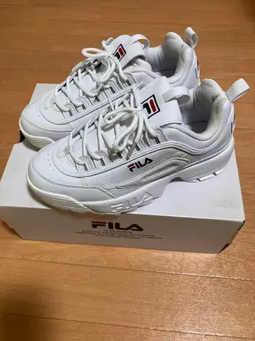 FILA 디스럽터 2 스니커즈