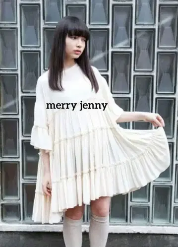 merry jenny 메리제니 와셔 티어드 미니 원피스
