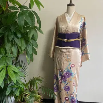 고급스러운 국화, 대나무 무늬의 호몬기