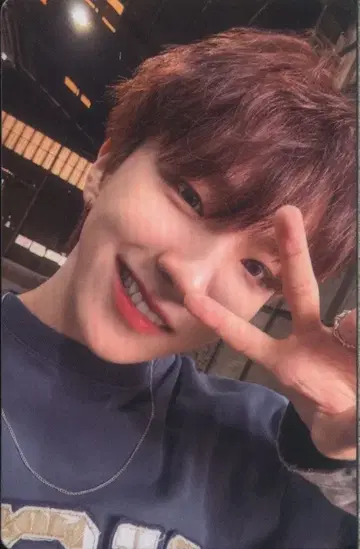 BOYNEXTDOOR BOARD GAME WOONHAK no genre