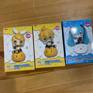 하츠네 미쿠 카가미네 린 피규어 세트