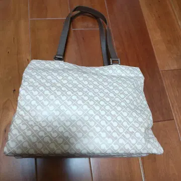 게라르디니 백 택 포함 미사용 새상품 68200엔