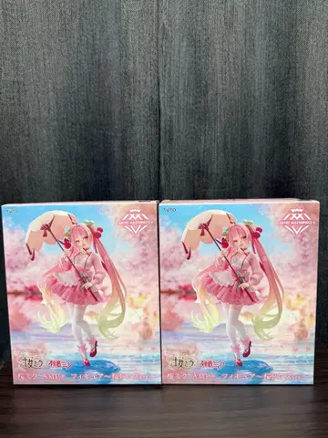 벚꽃 미쿠 AMP+ 피규어 ~벚꽃 드레스ver.~ 2개 세트