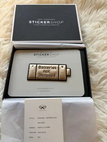 Anya Hindmarch - Batteries Not Included