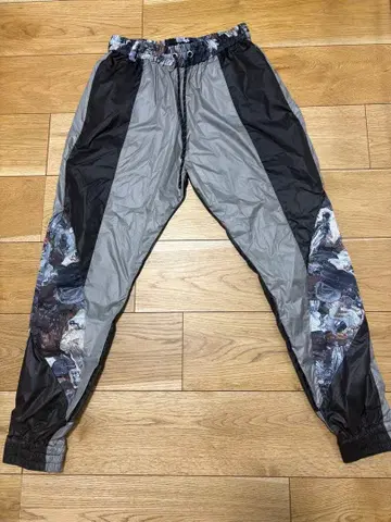 NO ID. 멀티 컬러 체인지 트랙 하의 팬츠