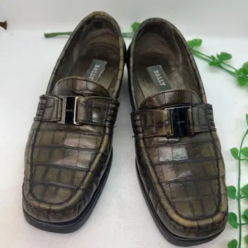 BALLY 악어 엠보싱 가죽 스퀘어 토 로퍼 36 발리