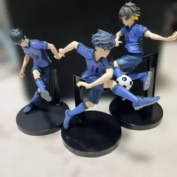 블루 록 피규어 3개