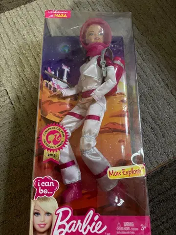 바비 인형 NASA 화성 탐사 우주 비행사 피규어