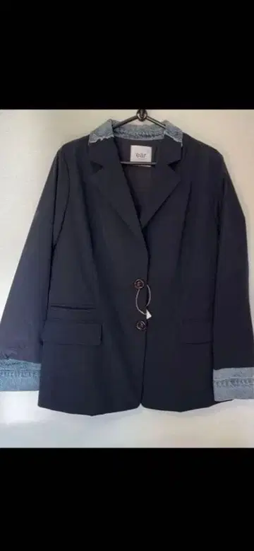 테일러드 재킷 이아파피요네