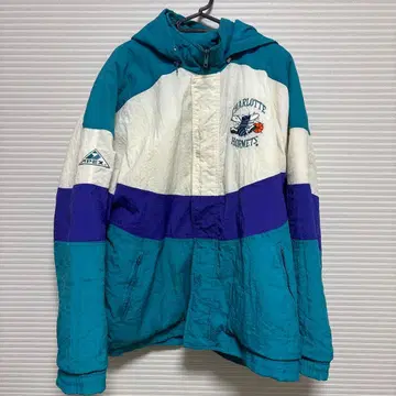 NBA Apex One Charlotte Hornets