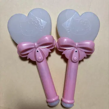 산리오 키티 하트형 응원봉 2개 세트