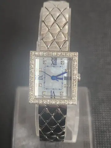 Lunage 아사히 다이아몬드 0.6ct 솔라식 여성용 손목시계 작동품