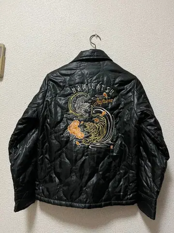 파달 충전솜 퀼팅 수베니어 자켓 /L 블랙 호랑이 자수 스카잔