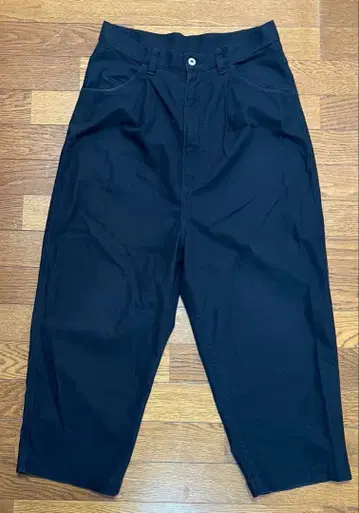 BEAUTY&YOUTH 하이 트위스트 코튼 사루엘 와이드 팬츠