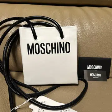 새상품!! 모스키노 소가죽 미니 백