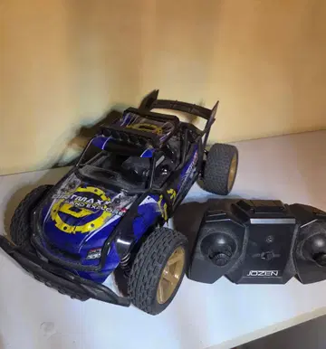 파랑색 2wd 무선 조종 녹화 카메라 포함