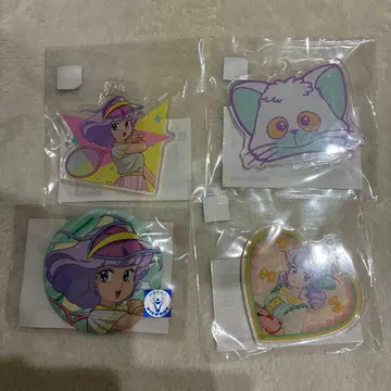 마루쿠지 크리미마미 캔뱃지 아크릴 키링 2